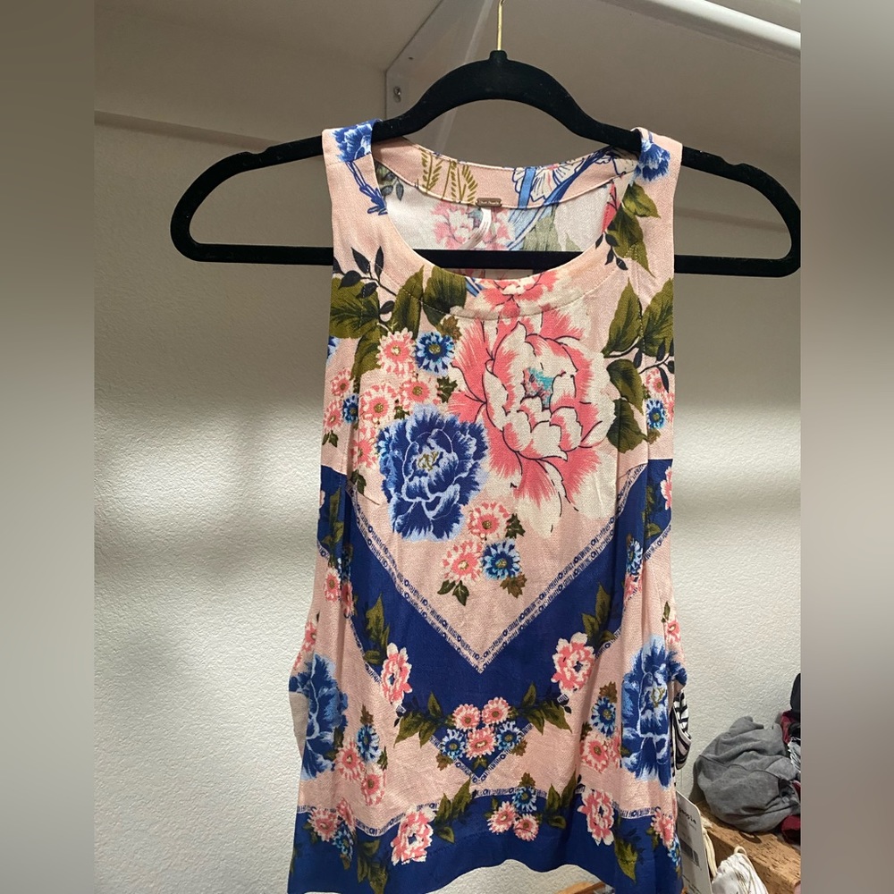 Free people tank. XS. NWT